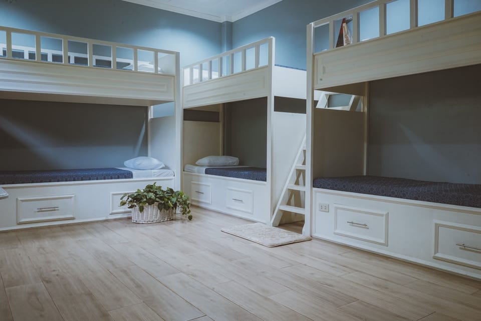 Family Suite | Desk, laptop workspace, cribs (surcharge), rollaway beds (surcharge)