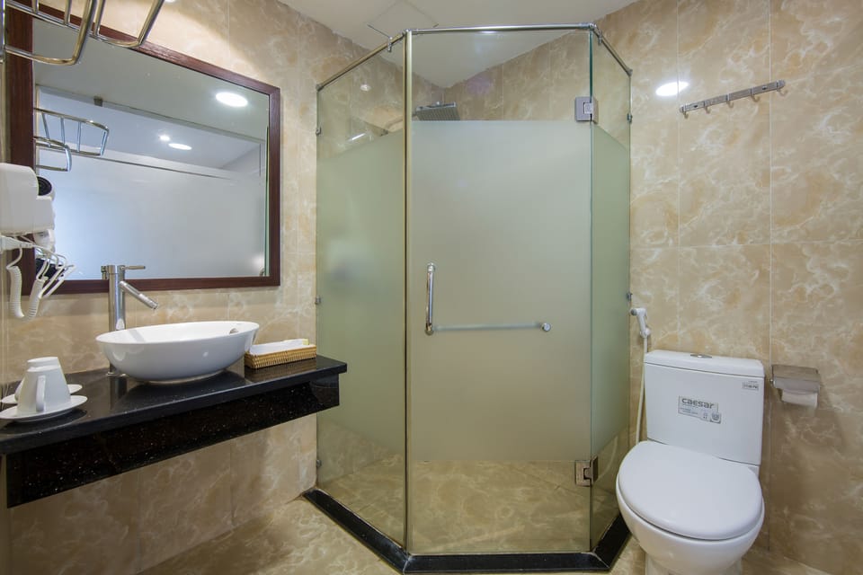 Shower, free toiletries, hair dryer, bathrobes
