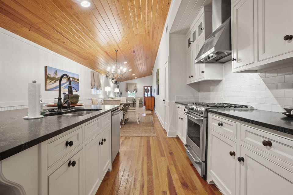 Large kitchen 