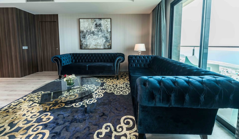 Apartment, Kitchenette | Living area | 40-inch flat-screen TV with satellite channels, TV