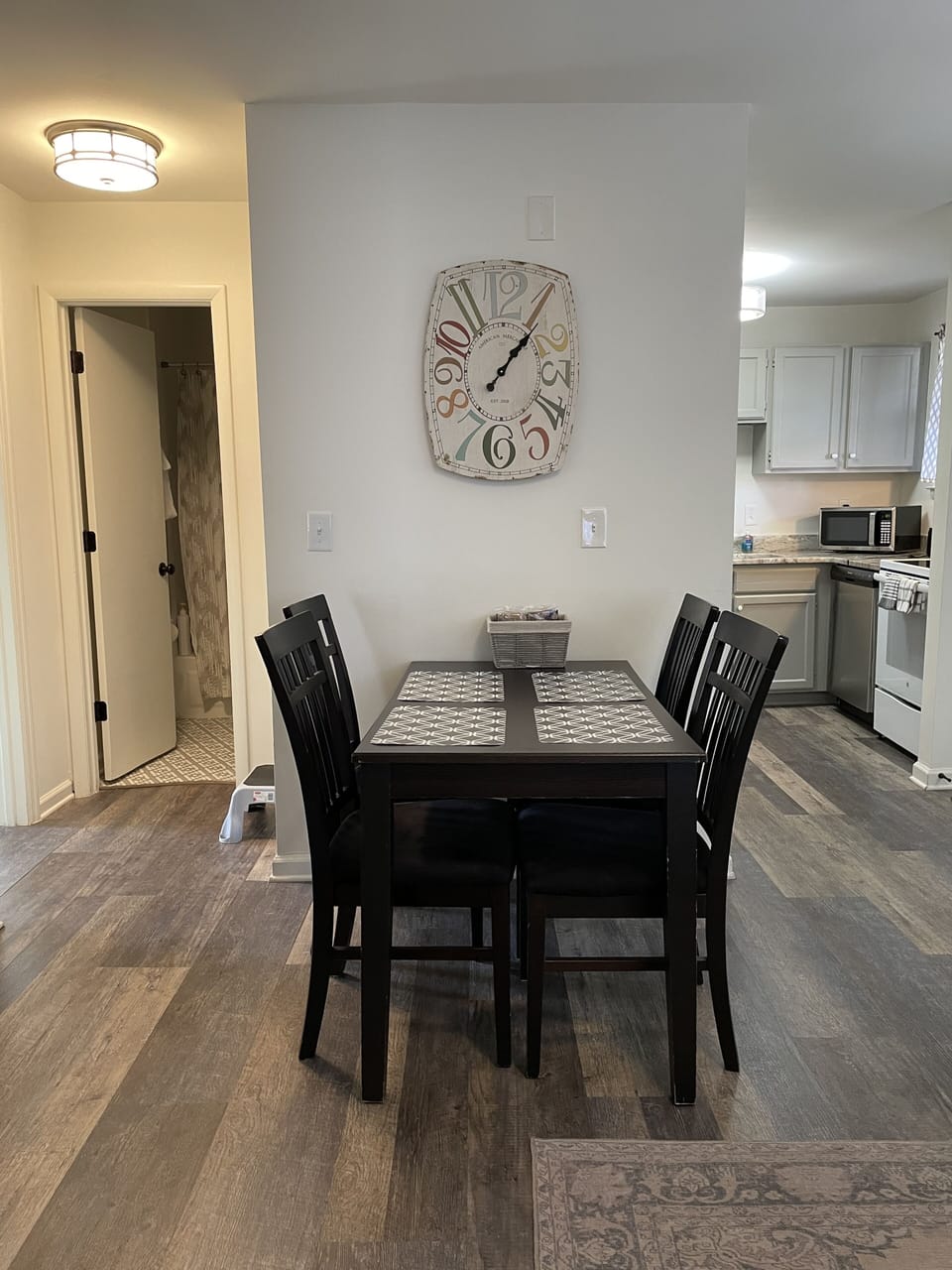 Clean, safe, and comfortable 2 BR with kitchen and family room.
