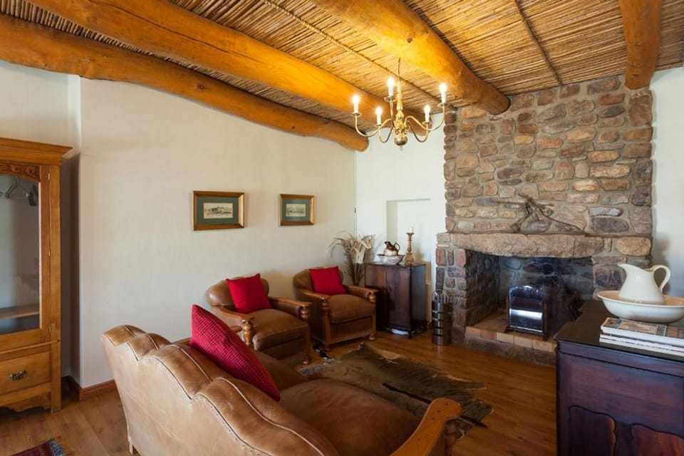 Executive Room (Pine) | Living area
