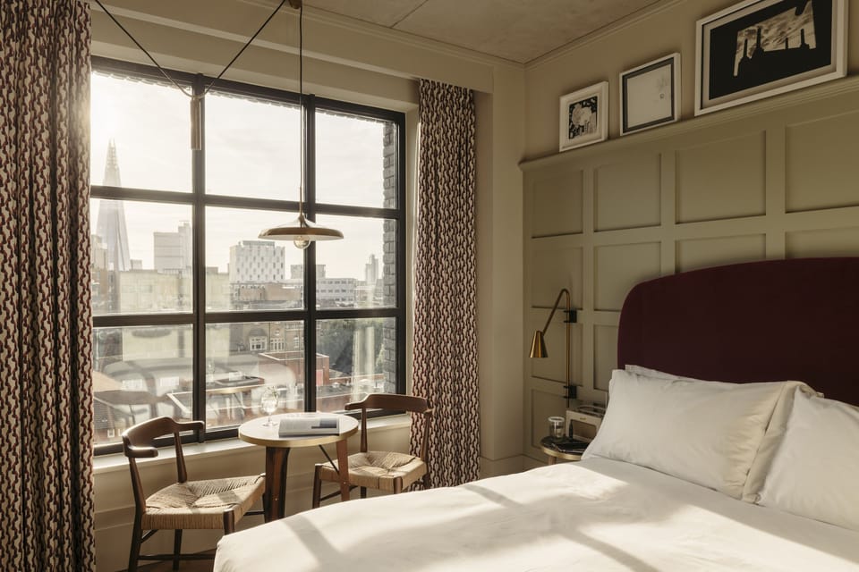 Cosy | Hypo-allergenic bedding, minibar, in-room safe, desk