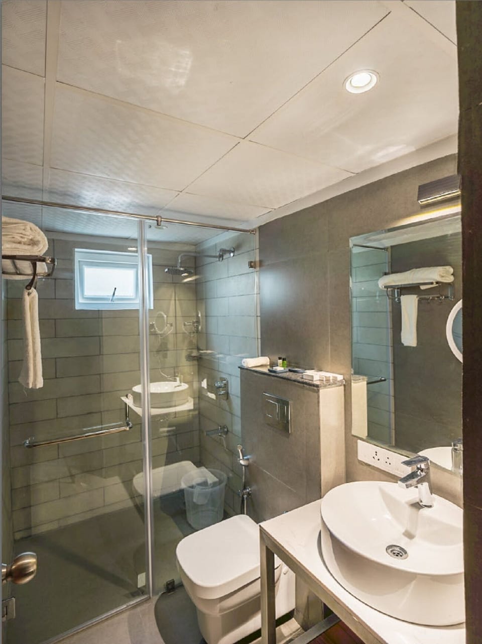 Shower, free toiletries, hair dryer, slippers