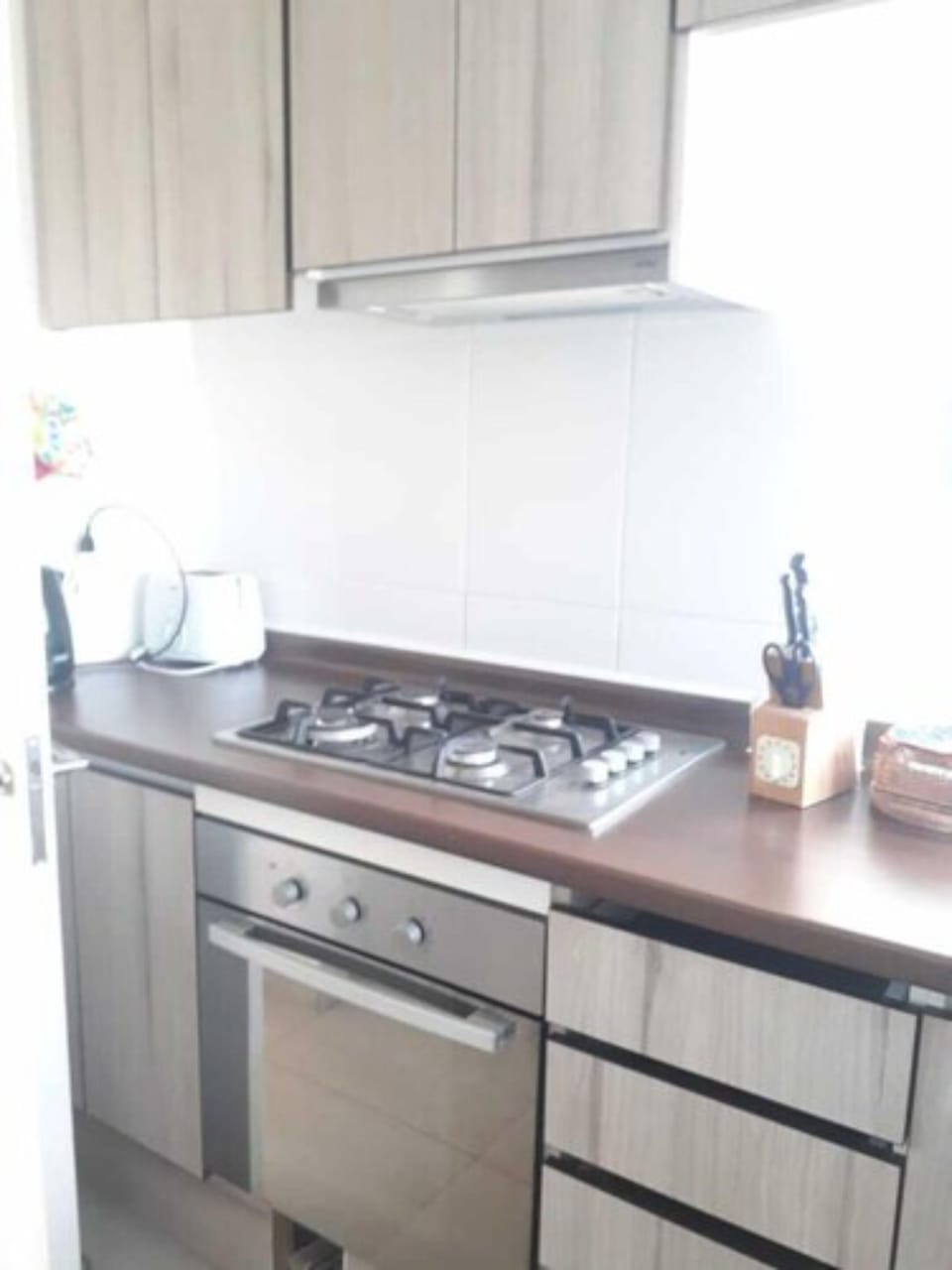 Family Room | Private kitchen | Fridge, microwave, oven, cookware/dishes/utensils
