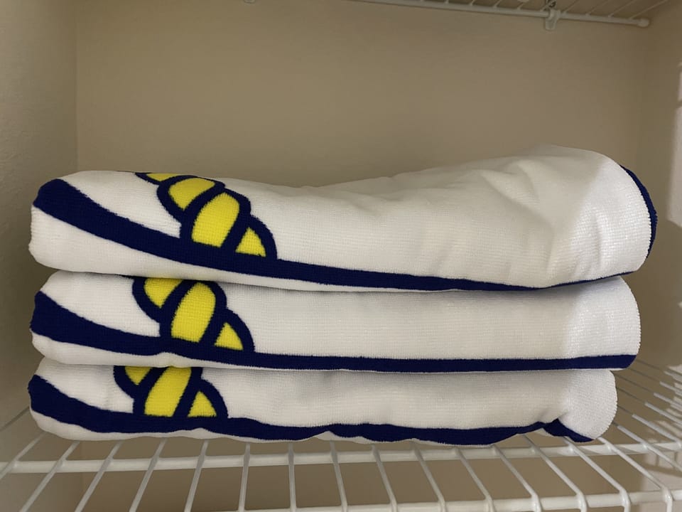 Pool towels