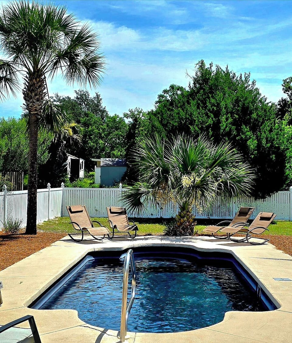 Private Pool