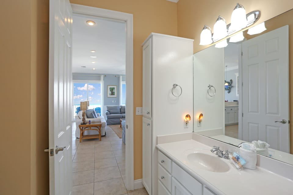 Full Bath View into Living Room