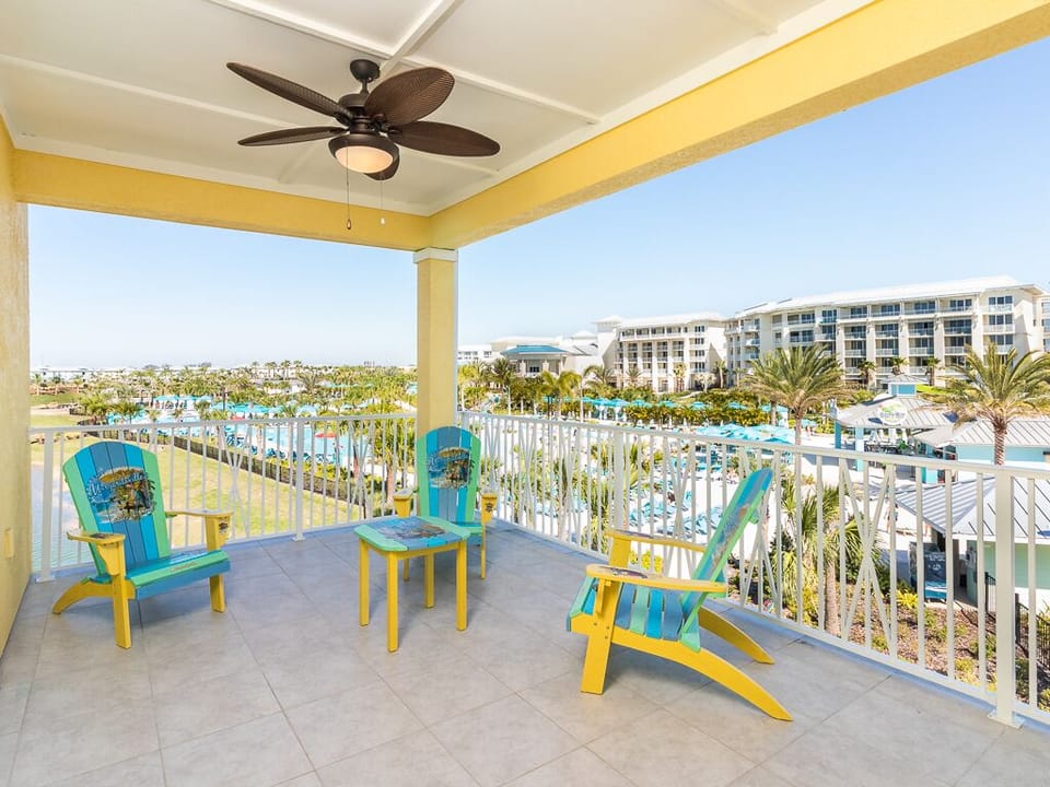 Upstairs Balcony