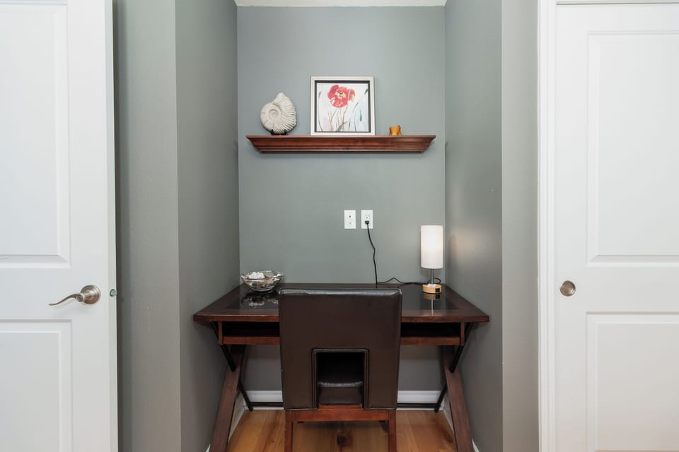 Desk in bedroom #3.