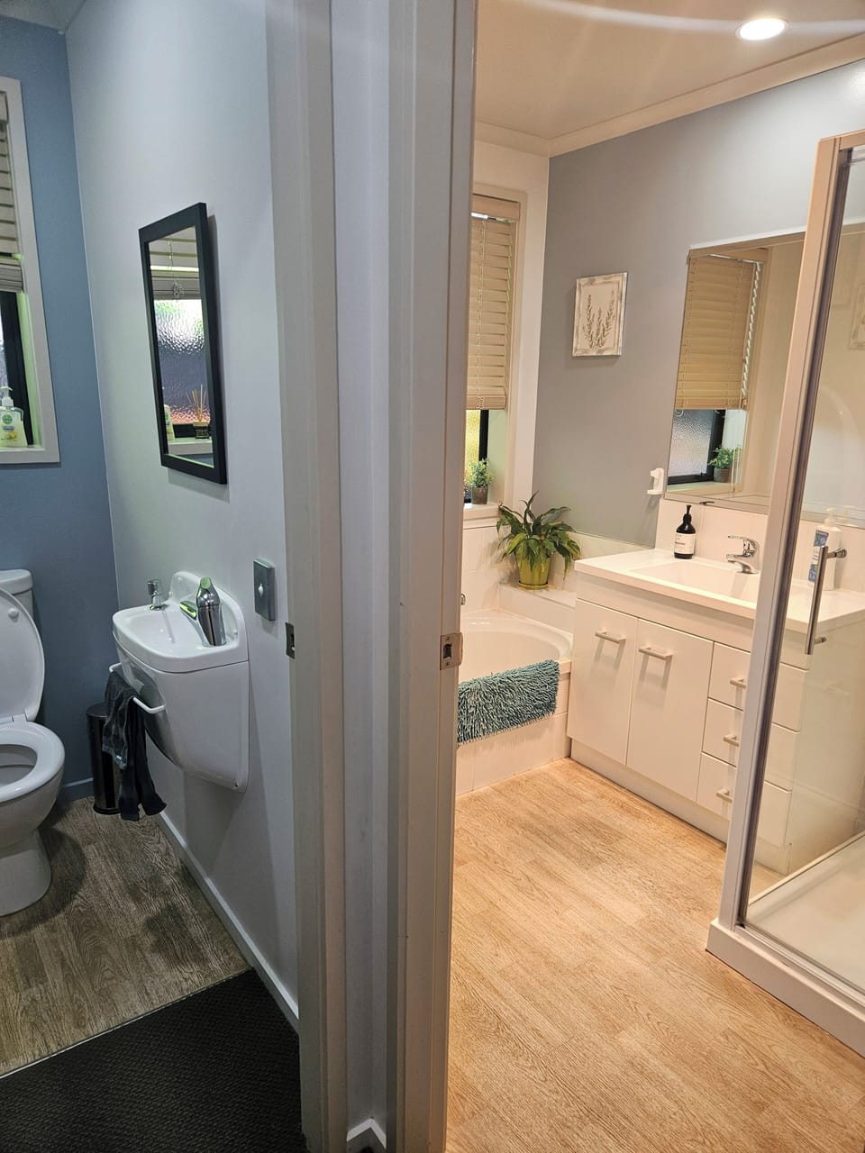 Main bathroom
