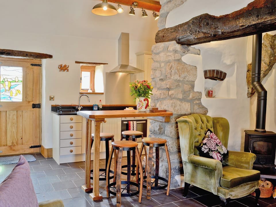 Open plan living/dining room/kitchen | Tre Fardre, St George, nr. Abergele
