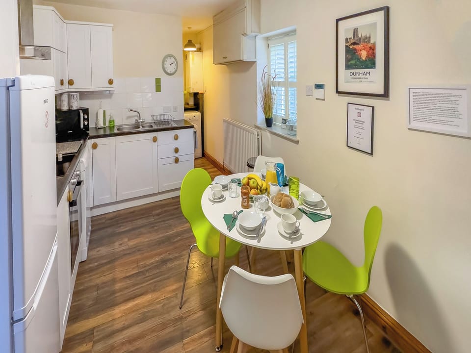 Kitchen/diner | 1 Old Hall Cottage - Old Hall Cottages, Byers Green, near Durham