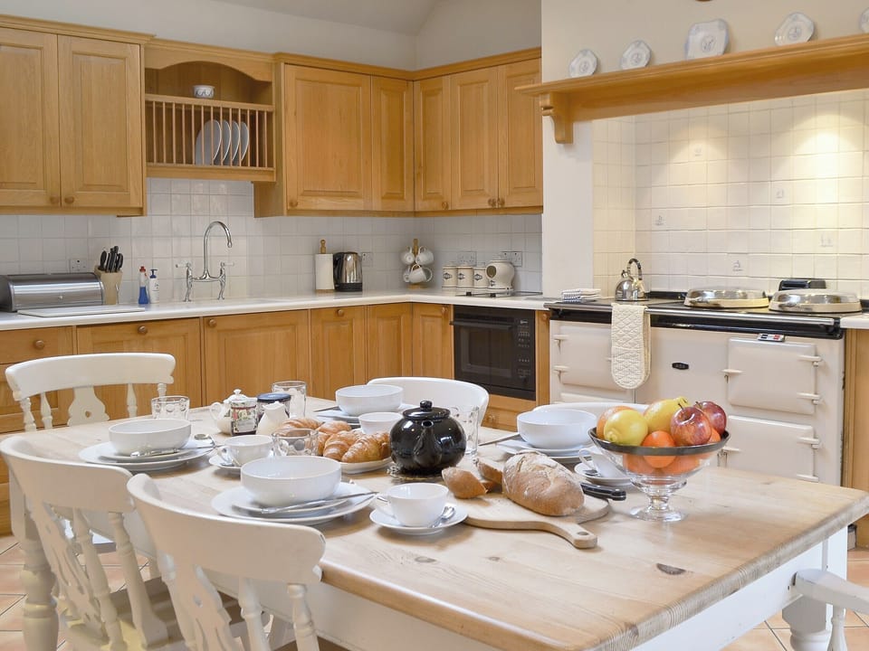 Kitchen/diner | Dalbeathie Cottage, Dunkeld