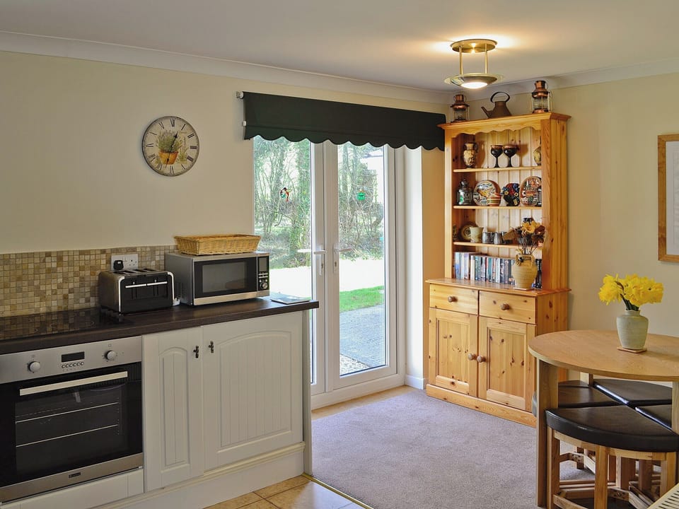Kitchen/diner | Stone The Crows, Liskeard
