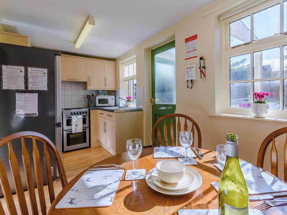 Kitchen/diner | Estate Cottage, Wheldrake, near York