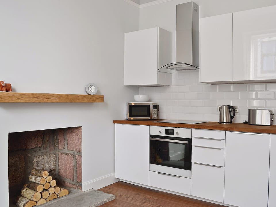 Open plan living/dining room/kitchen | Island Escape, Millport, Isle of Cumbrae