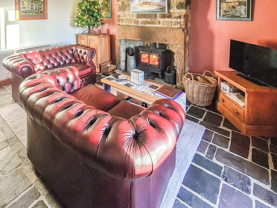 Twin bedroom | Sea Breeze Cottage, Cowbar, near Staithes