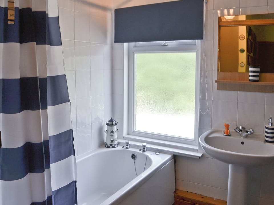 Bathroom | Isabella Cottage, Newburn, nr. Newcastle