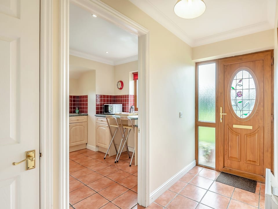 Hallway | Orchard Cottage - Linley Farm Cottages, St Osyth