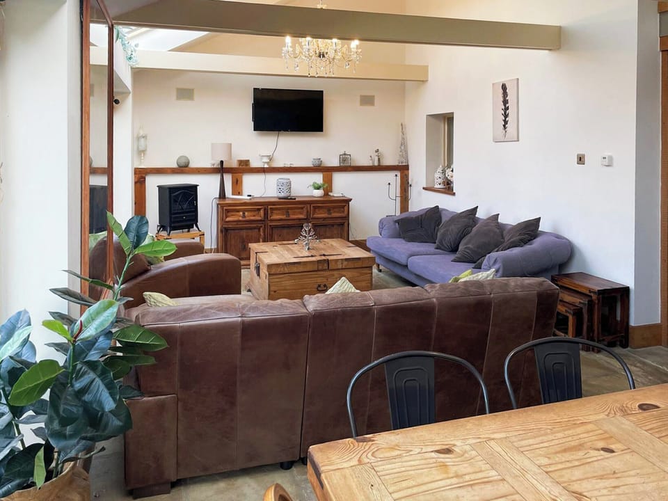 Open plan living space | Hobland Barn, Bradwell, near Gorleston