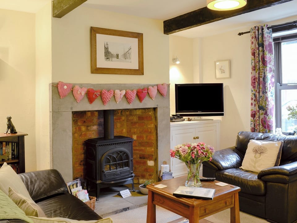 Delightful living room | Park View Cottage, Glossop