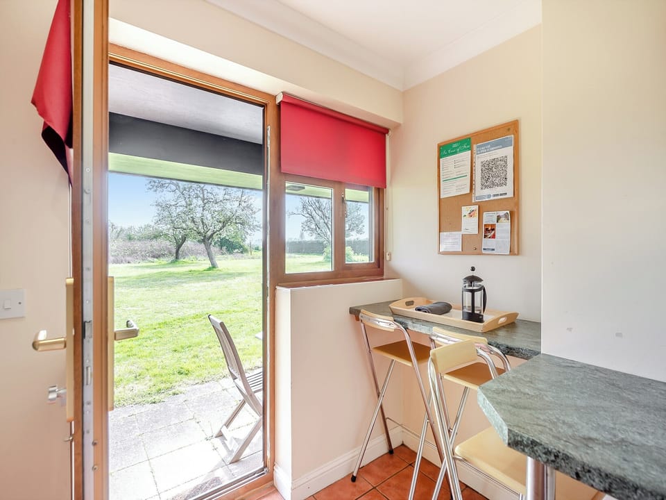 Kitchen/diner | Pear Tree Cottage - Linley Farm Cottages, St Osyth