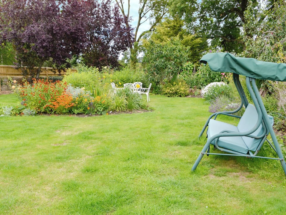Attractive lawned garden | Dairy House Farm, Bickenhall, near Taunton