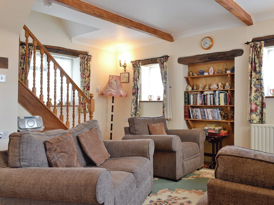 Lounge area | Gingerbread Cottage, Fairford