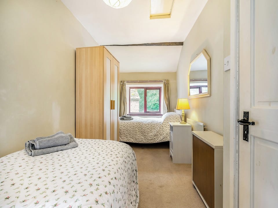 Twin bedroom | Widows Cottage, Alston