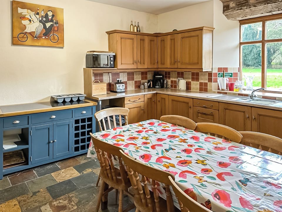 Kitchen/diner | Duvale Priory - Duvale Cottages, Bampton, near Tiverton