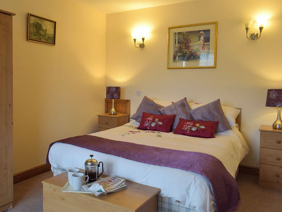 Charming double bedroom | Quiet - East Culkae Cottages, Sorbie, Newton Stewart