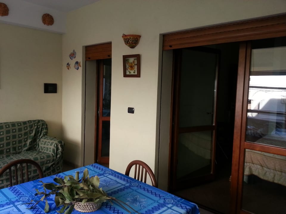 Apartment, 2 Bedrooms (Casa Verde) | Living area | TV
