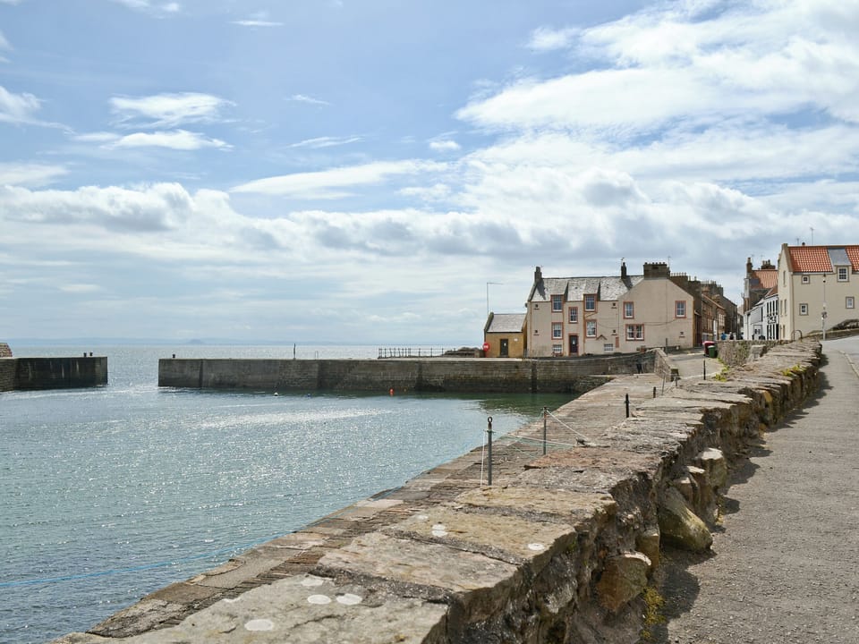 Lovely harbour view | Nautilus Cottage, Cellardyke, near Anstruther