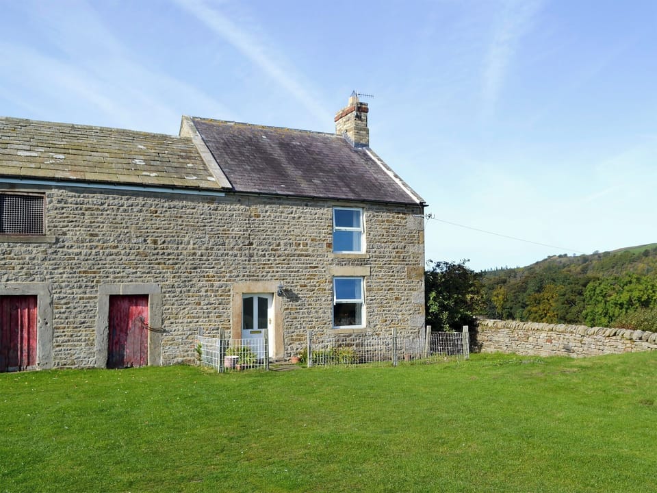 Welcoming and spacious farmhouse | East Bridge End Farm, Frosterley, near Stanhope