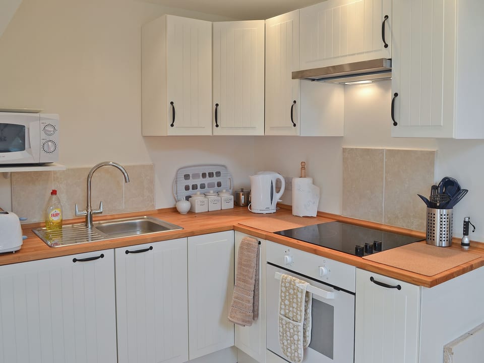 Kitchen | Willow Farm Cottages - The Old Stable, West Pennard, nr. Glastonbury