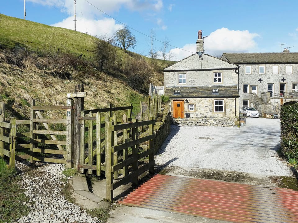 Exterior | Miller Cottage, Scalegill, near Kirkby Malham