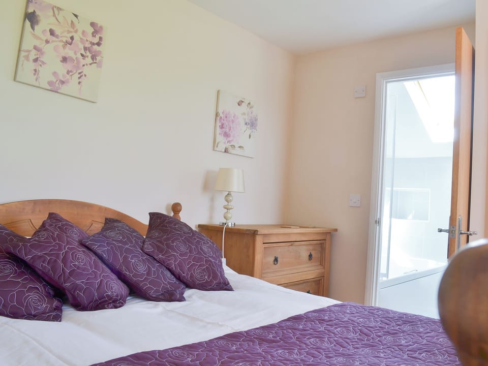 Bedroom | The Hayloft - Harris Croft Farm, Binknoll, near Royal Wootton Bassett
