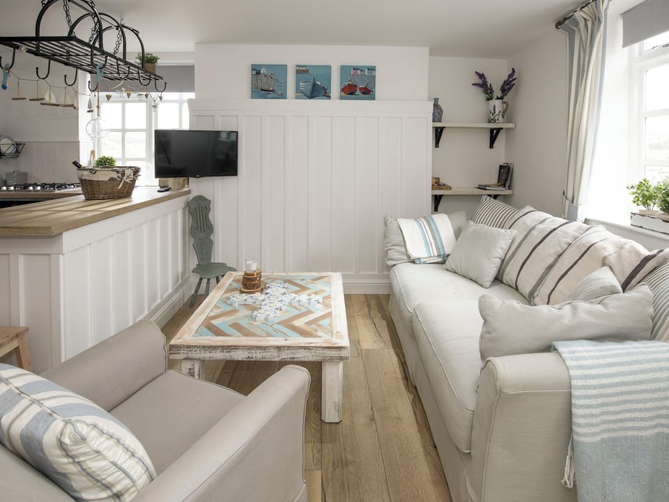 Welcoming living area | Rose and Crown Yard, Whitby