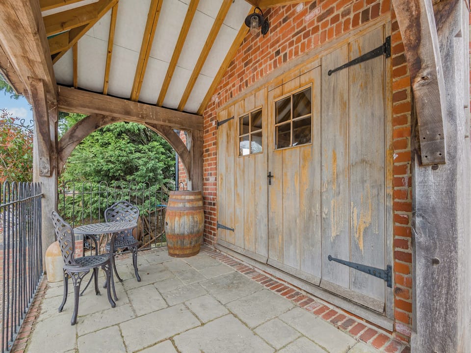 Patio | The Waggon House - Milton End Farm Barns, Arlingham, near Frampton-on-Severn