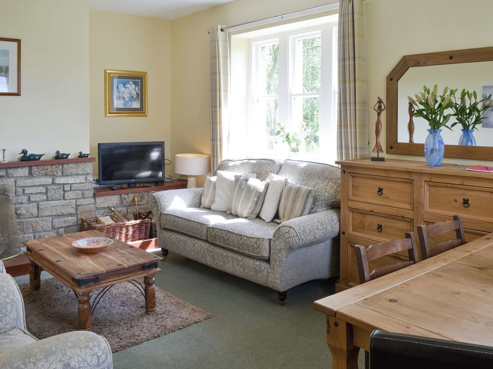 Charming living and dining room | Cheviot View - Heckley Farm Cottages, near Alnwick