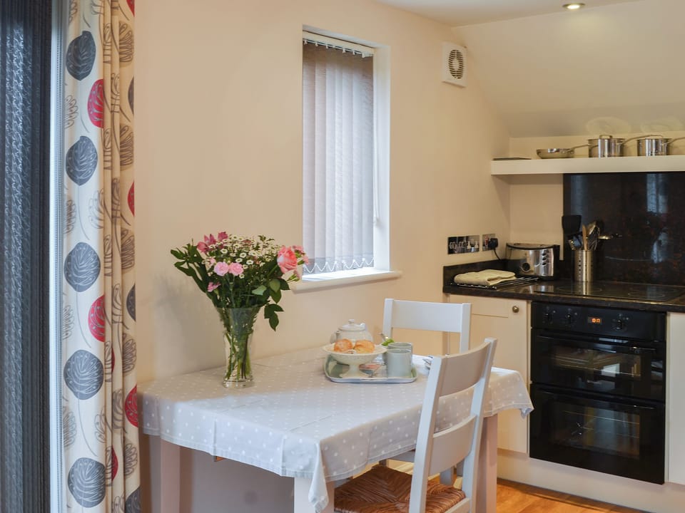 dining area nd well appointed kitchen | The Bothy, Bradworthy, near Bude