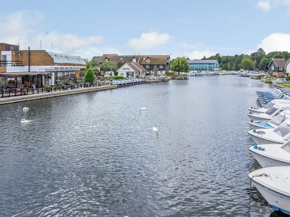 Exterior | Main Sail - The Sail Loft, Wroxham