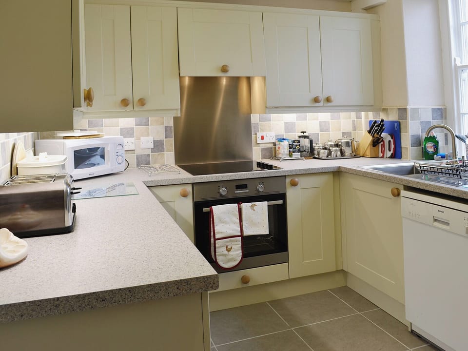 Kitchen | Isfryn, Criccieth