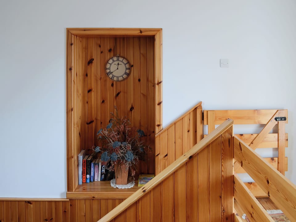 Pine-clad stairway | Watermill Cottages - Watermill Cottages, John O&rsquo; Groats