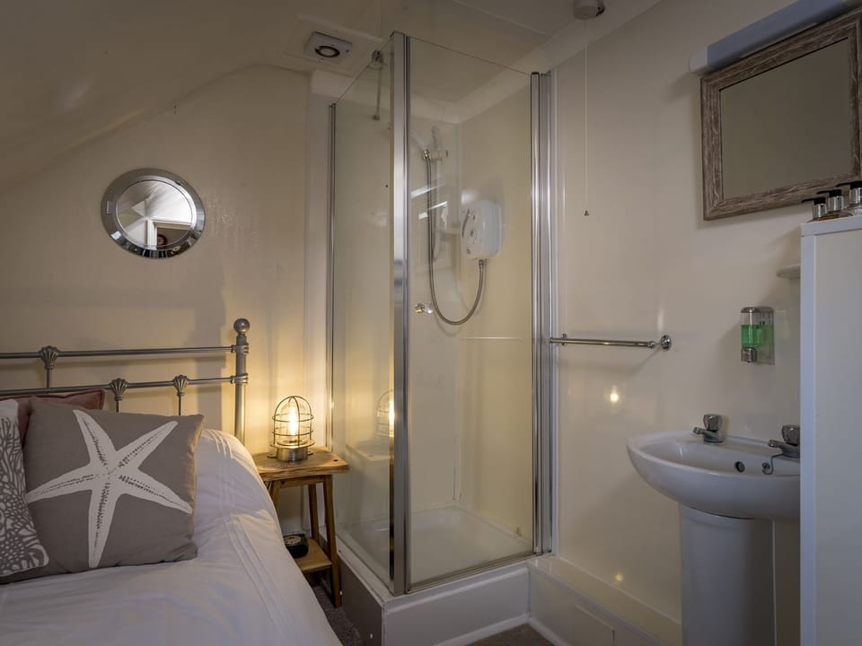 Channel View Guest House Hotel in Weymouth