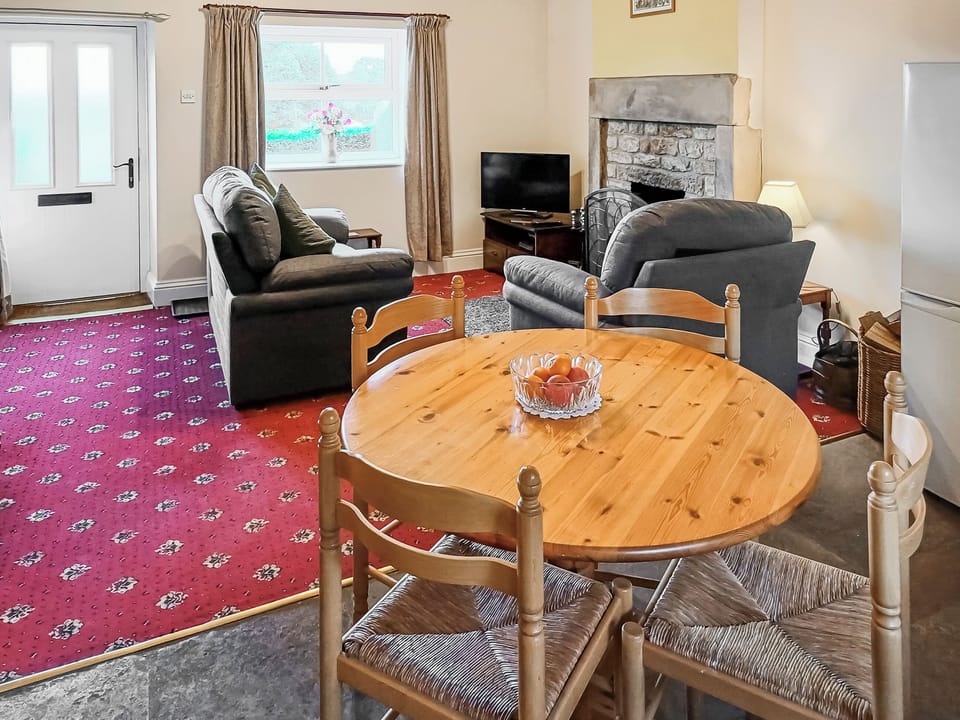 Open plan living/dining room/kitchen | Tom&rsquo;s Cottage, Caldwell, nr. Richmond