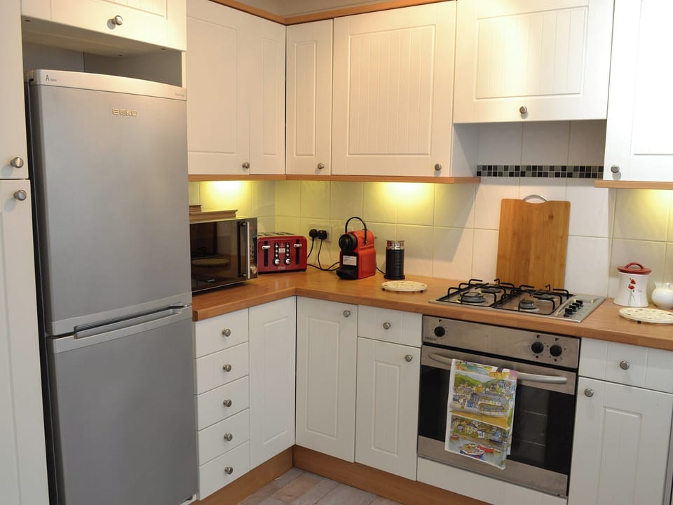 Kitchen | Roland Cottage, Falmouth