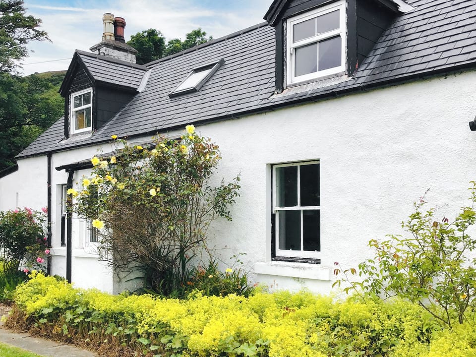 Exterior | Owl Cottage, Lothmore, Helmsdale