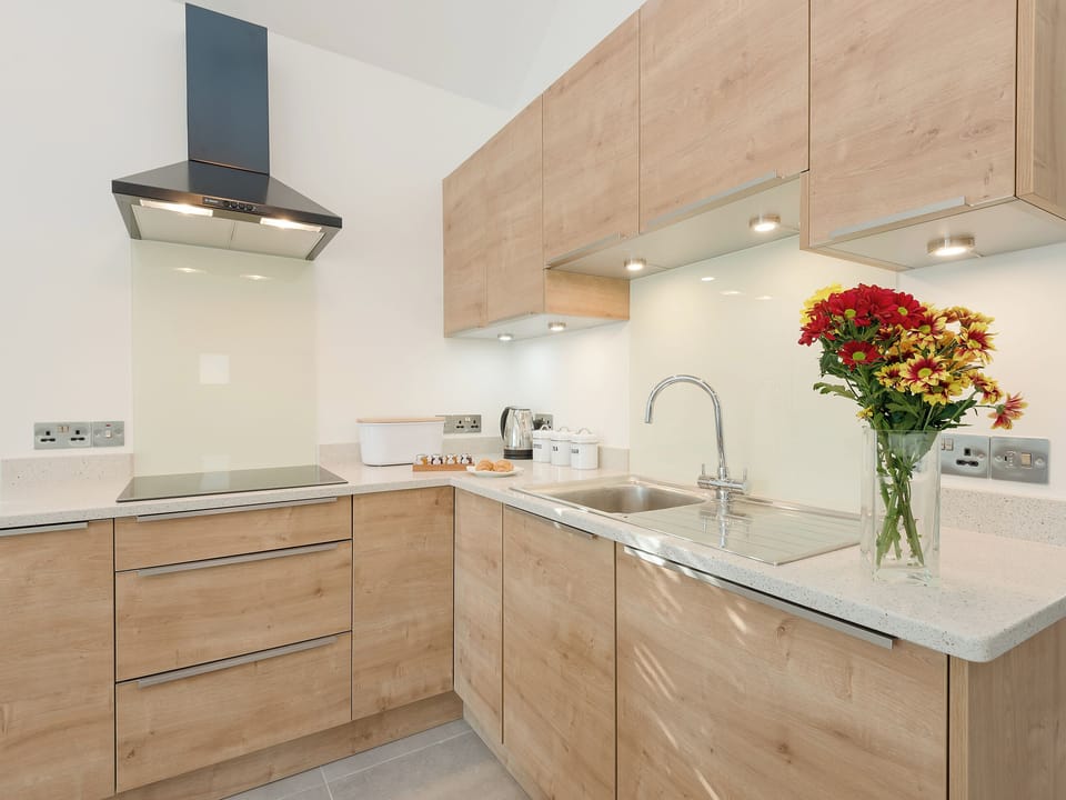 Fantastic well equipped kitchen area | The Old Meeting Hall, King&rsquo;s Somborne, near Winchester